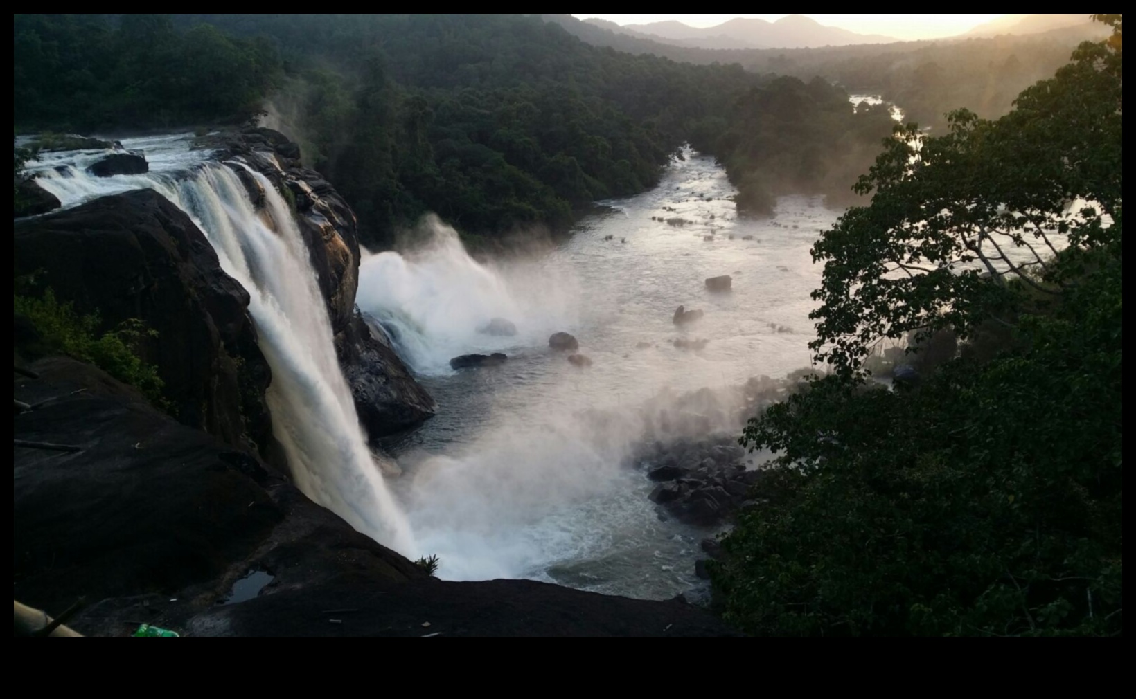 În poala Pământului: O sărbătoare a peisajelor luxuriante